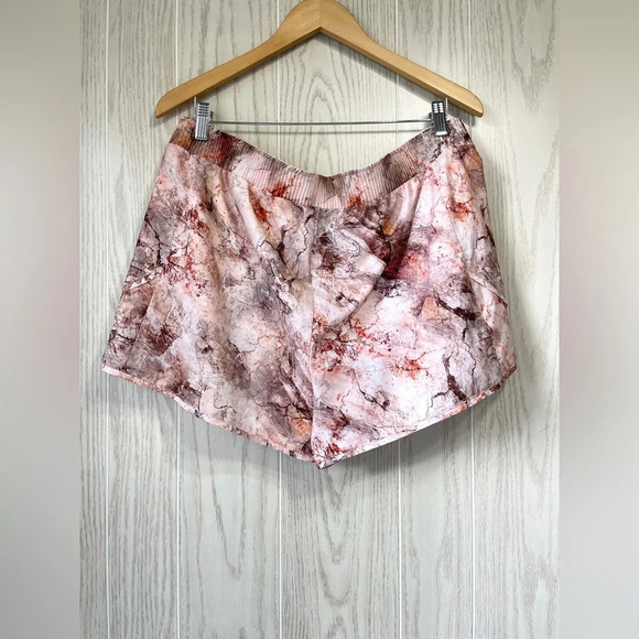 CALIA BY CARRIE UNDERWOOD pink marble print athletic shorts size XL EUC - Picture 3 of 4